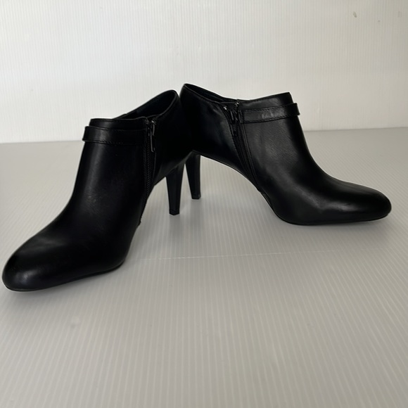 Antonio Melani Ankle Boots/Bootie Size 7 - Picture 5 of 13